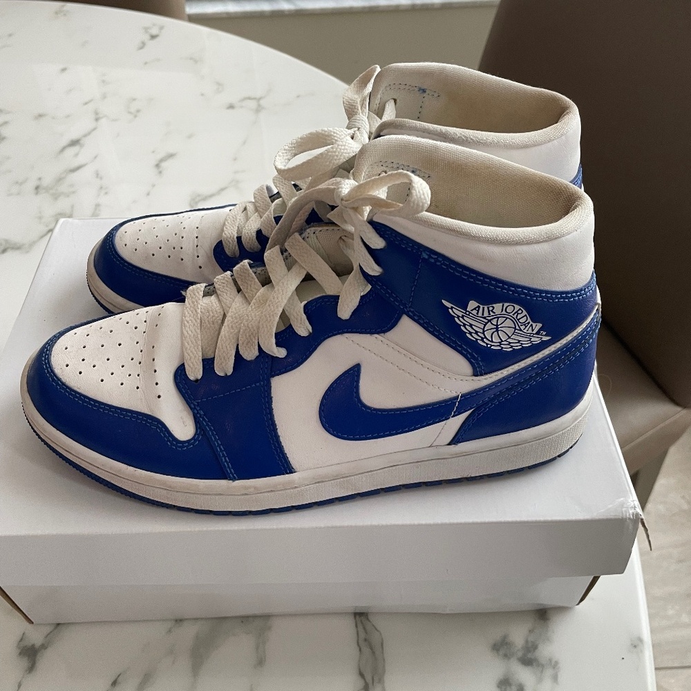 Nike Air Jordan 1 Mid Kentucky Blue (Women's)-size 8.5